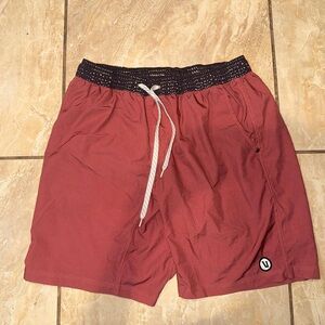 Salt Water Red Vuori Kore Men’s Shorts Size L